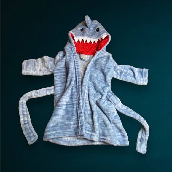 Modern Baby Shark Robe Teddy Lining Size 0-9 Months - Picture 1 of 5
